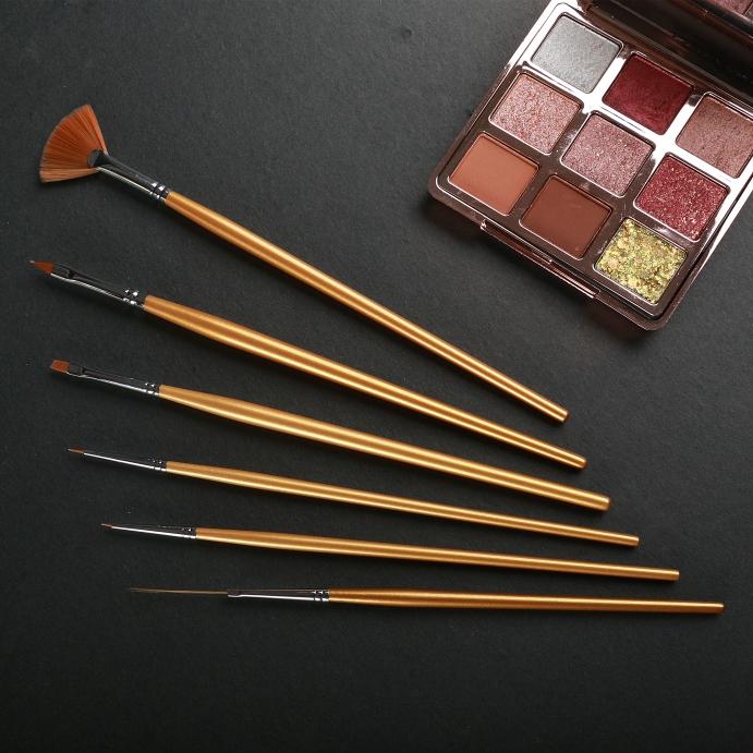 Custom Nail Brush Set