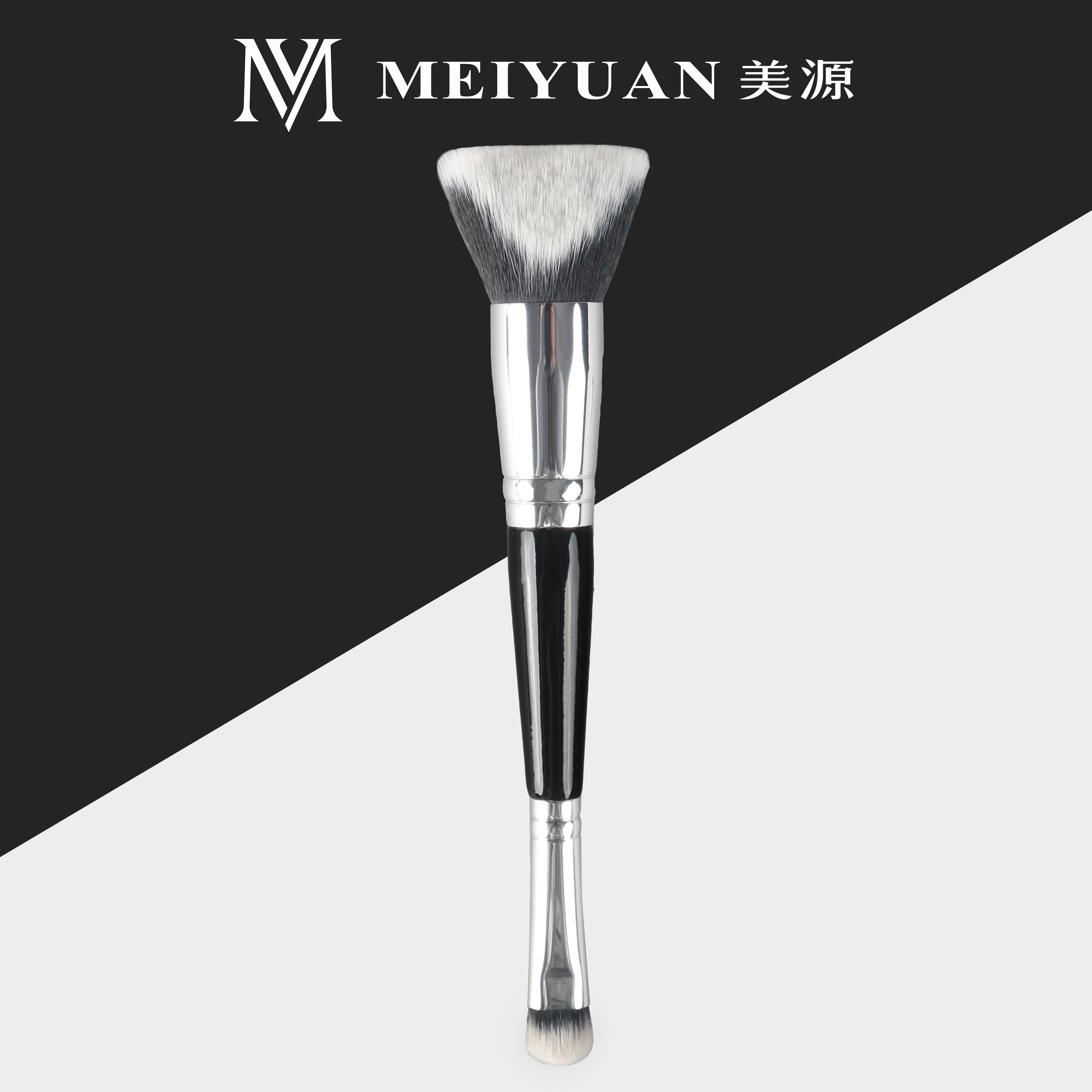 Specially designed triangle shape Duo Ended Foundation Brush