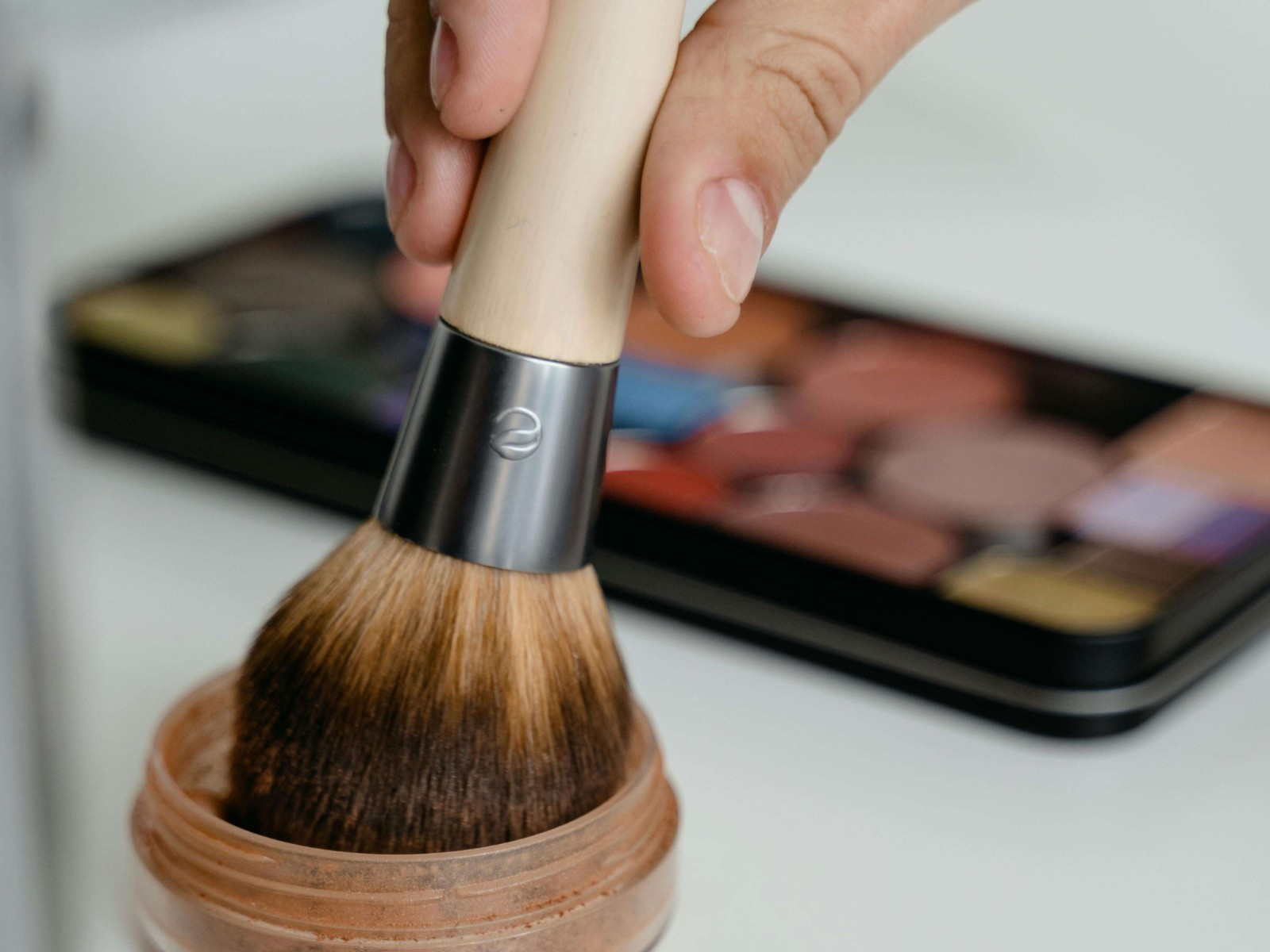 Pro Makeup Artist Tips: Creating a Flawless Complexion